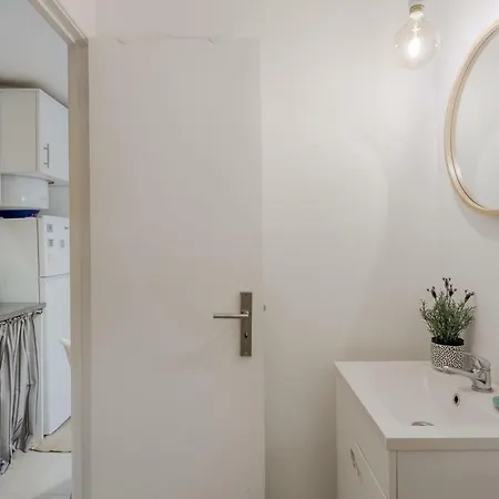 Sunny Bairro Alto & Chiado Apartment, By Timecooler Apartamento Lisboa