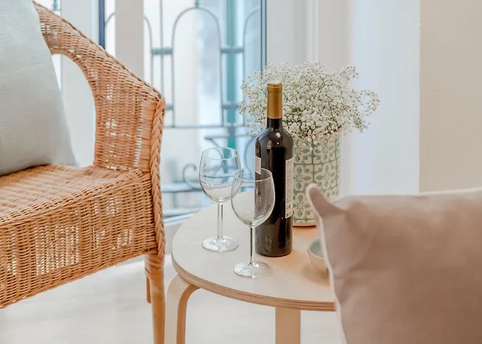Sunny Bairro Alto & Chiado Apartment, By Timecooler Apartman