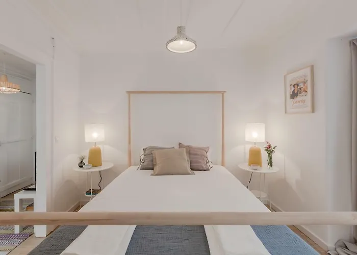 Appartement Sunny Bairro Alto & Chiado Apartment, By Timecooler